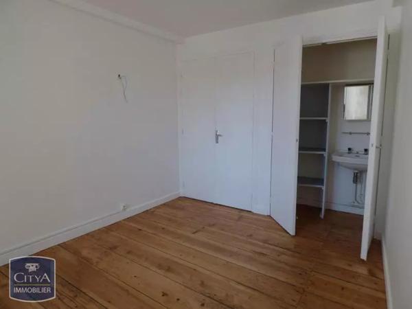Appartement à louer 5 pièces 122.76m²