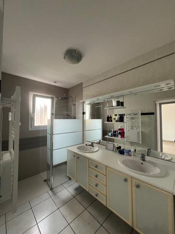 Maison Longeville Sur Mer 4 pièce(s) 114 m2