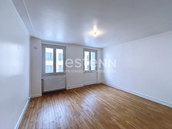 À vendre : Appartement spacieux de 4 pièces à Brest - secteur Recouvrance