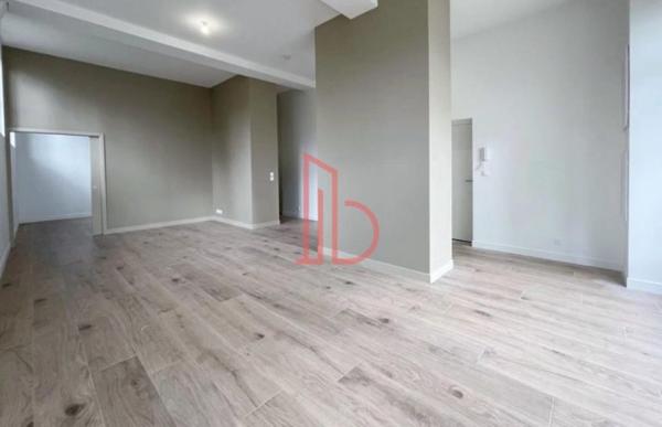 Bureau de 70 m² à louer à Bordeaux Saint-Michel - Victoire