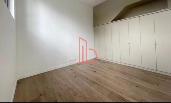 Bureau de 70 m² à louer à Bordeaux Saint-Michel - Victoire