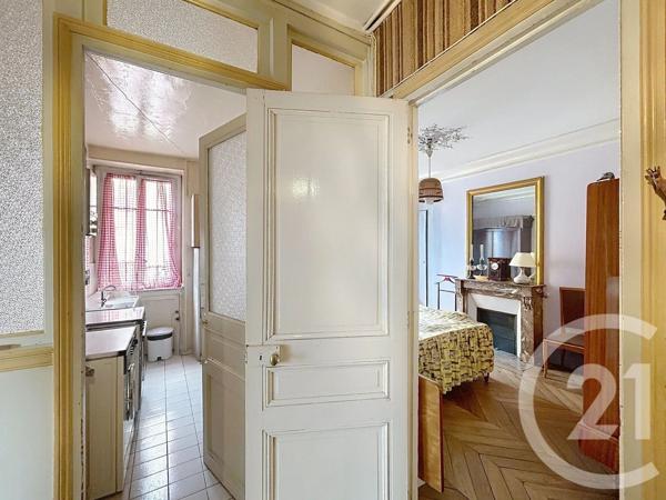 Appartement F3 à vendre  3 pièces - 60 m 2   LEVALLOIS PERRET  - 92