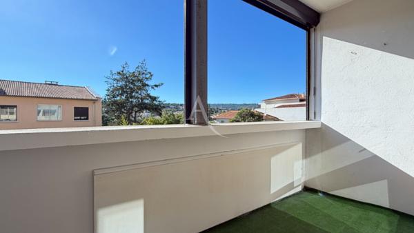 APPARTEMENT DE 27.30M2 AVEC BALCON PROCHE CENTRE VILLE MANOSQUE