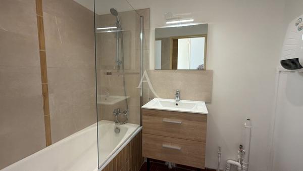 APPARTEMENT DE 27.30M2 AVEC BALCON PROCHE CENTRE VILLE MANOSQUE