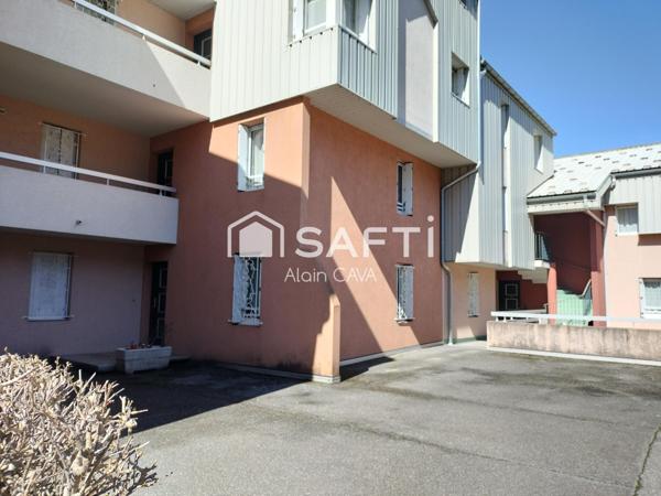 Appartement en rez de chaussée de 70m² avec terrasse,cave,parking privatif  sur les hauteurs de Gap