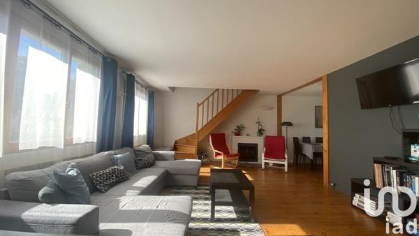 Maison 5 pièces de 125 m² à Trappes (78190)