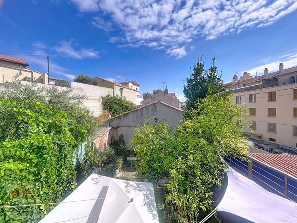 A VENDRE MARSEILLE 13014 BON SECOURS MAISON T5 TERRAIN JARDIN TERASSE