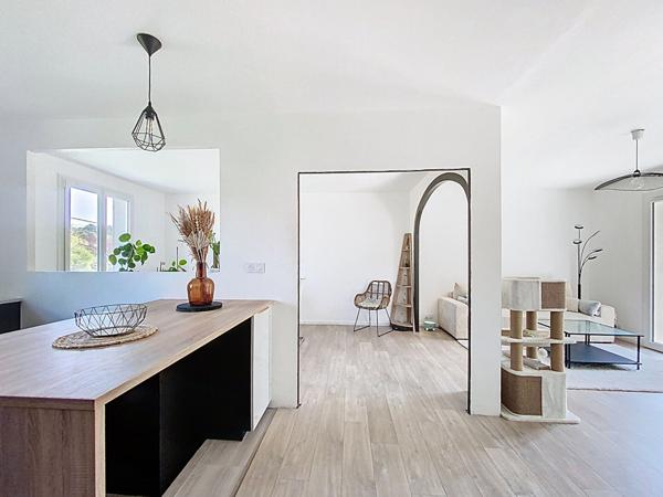 Maison 3 chambres de 116m2 - Boisseuil - entièrement rénovée - grande parcelle