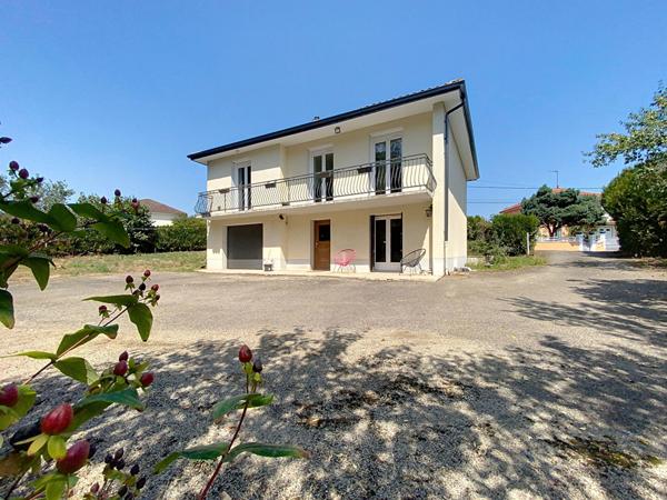 Maison 3 chambres de 116m2 - Boisseuil - entièrement rénovée - grande parcelle