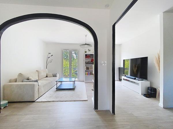 Maison 3 chambres de 116m2 - Boisseuil - entièrement rénovée - grande parcelle