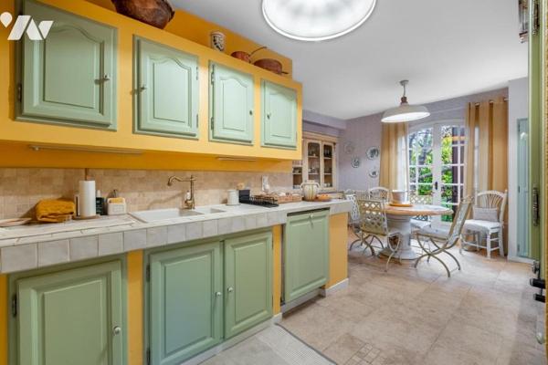 NICE -SAINT-ROMAN DE BELLET - BASTIDE PROVENCALE 305M² - 5 CHAMBRES 