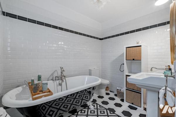 NICE -SAINT-ROMAN DE BELLET - BASTIDE PROVENCALE 305M² - 5 CHAMBRES 