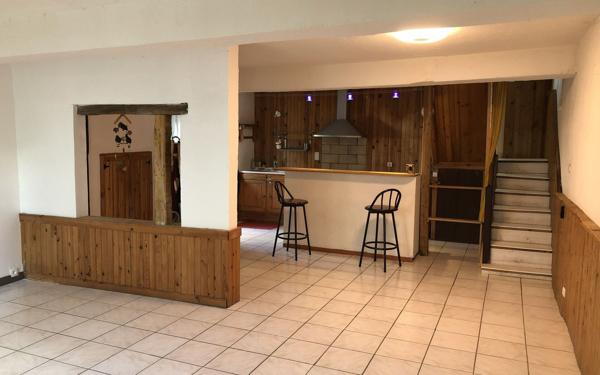 Appartement à vendre    4 pièces • 142 m2 Pau