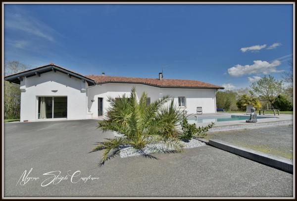 Dpt Landes (40), à vendre CAPBRETON Propriété de charme au calme.