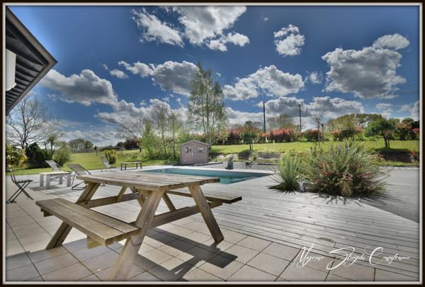 Dpt Landes (40), à vendre CAPBRETON Propriété de charme au calme.