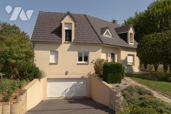 PAVILLON - 154 M² - 4 CHAMBRES - SOUS SOL