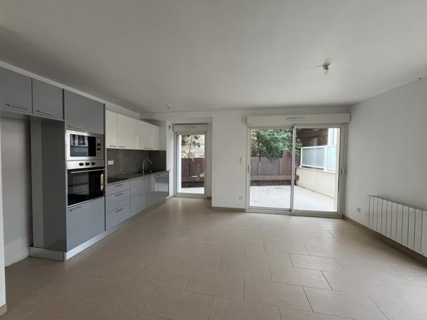 Appartement à louer 1 380 € CC Arcachon 3 p 56 m² DPE C