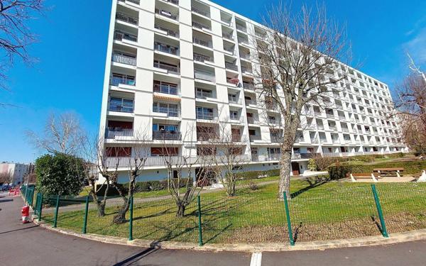 Appartement à vendre    4 pièces • 80 m2 Vandoeuvre-lès-Nancy