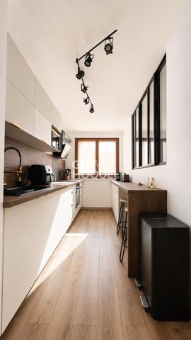 REIMS - Appartement de type 3 avec garage et balcon