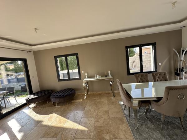 Villa de 160 m2  Roquemaure (30150)