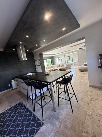 Villa de 160 m2  Roquemaure (30150)