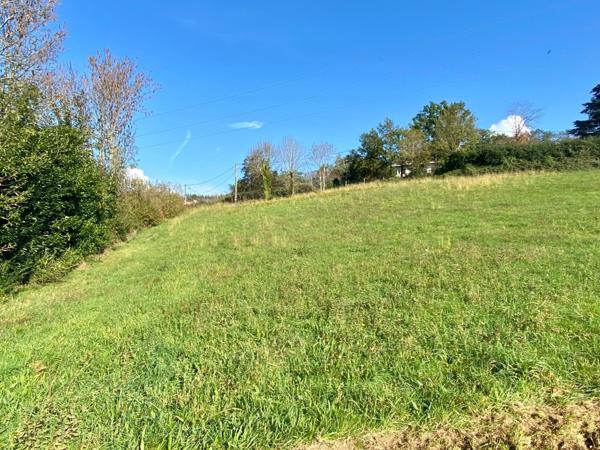 Terrain à bâtir de 2000m²