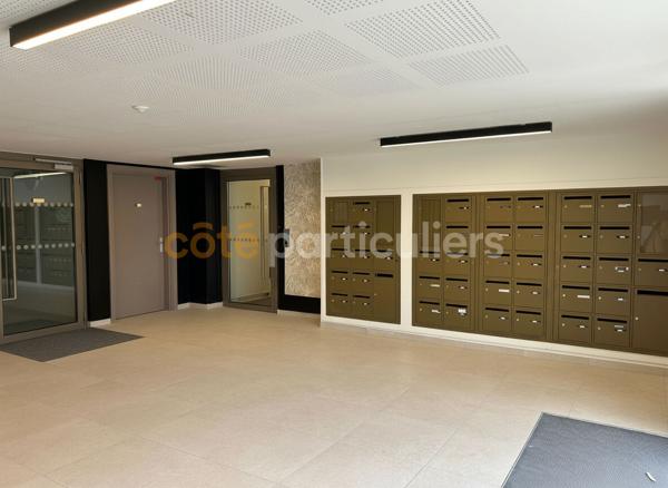 Vente Appartement73,8 m² - 3 Pièces - VILLENEUVE SAINT GEORGES (94190)