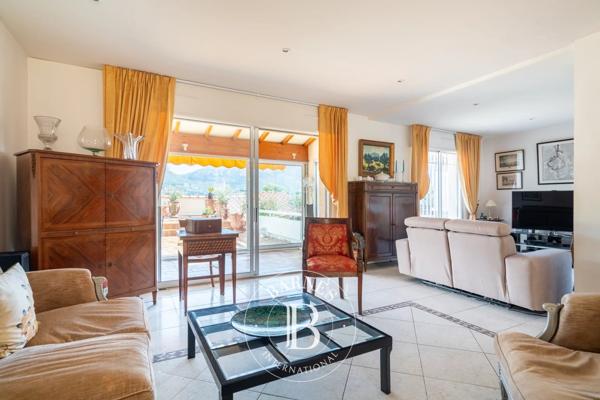 Cassis, Appartement 3 Chambres -  144 m² à vendre