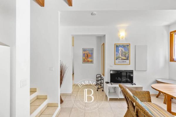 Sainte-Lucie-de-Porto-Vecchio, Villa 7 Chambres -  250 m² à vendre