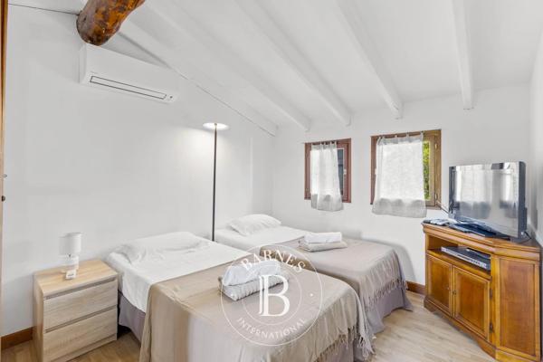 Sainte-Lucie-de-Porto-Vecchio, Villa 7 Chambres -  250 m² à vendre