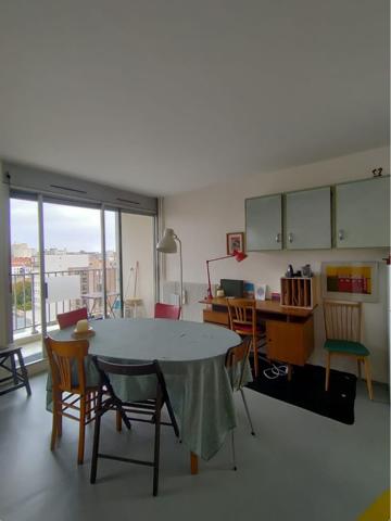 STUDIO - Marcelin Berthelot - Meublé avec grand balcon