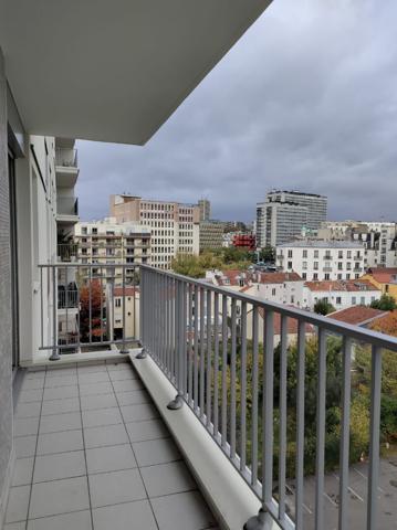 STUDIO - Marcelin Berthelot - Meublé avec grand balcon