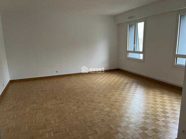 Location Appartement 5 pièces 110 m² - Le Chesnay 78150