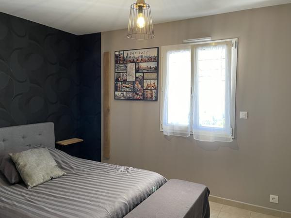 Maison  5 pièce(s)  3 chambre(s)  141.25 m²