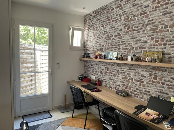 Maison  5 pièce(s)  3 chambre(s)  141.25 m²