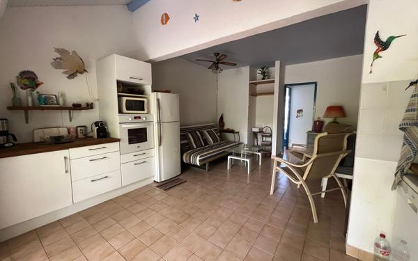 Appartement à vendre    2 pièces • 35,77 m2 Saint-François