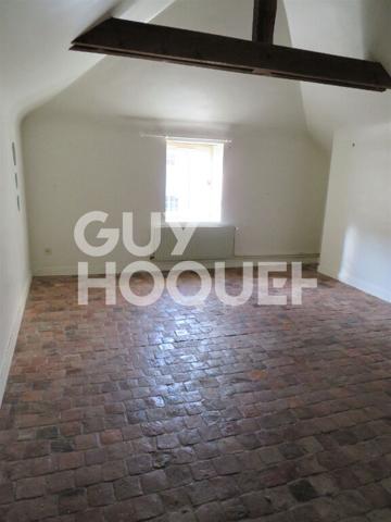 CHATEAU GONTIER SUR MAYENNE : appartement F5 en location