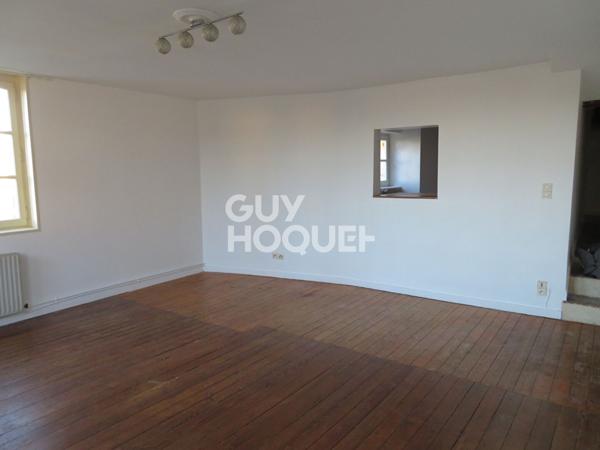 CHATEAU GONTIER SUR MAYENNE : appartement F5 en location