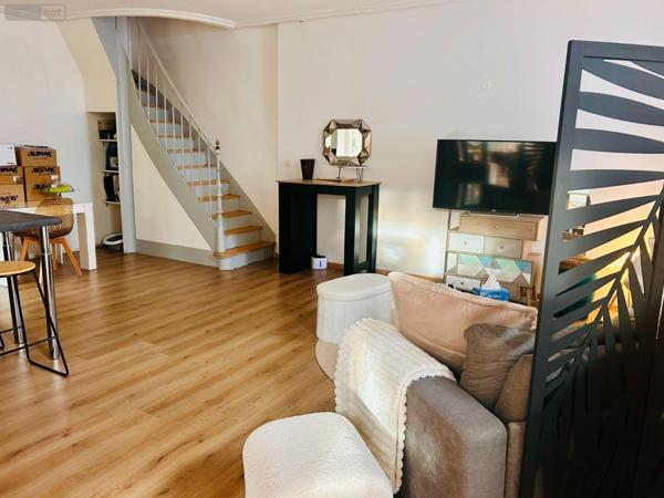 Maison à vendre à Champagné dans la Sarthe (72470), ref : 023/2101