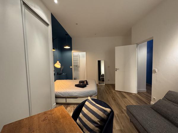 Marseille (13007) VENTE APPARTEMENT TYPE 3 LOFT MAGNIFIQUE QUAI RIVE NEUVE BALCON VUE VIEUX PORT 13007 MARSEILLE