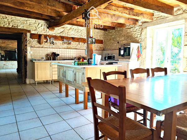 Immeuble
                                                                                                                                                
                                                                                                                                                
                                                                                                                                                
                                                    
                                                                                                                                                                                                                                                                                                                        321  m²