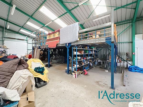 Entrepôt / local industriel 500 m²