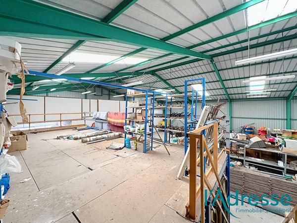 Entrepôt / local industriel 500 m²