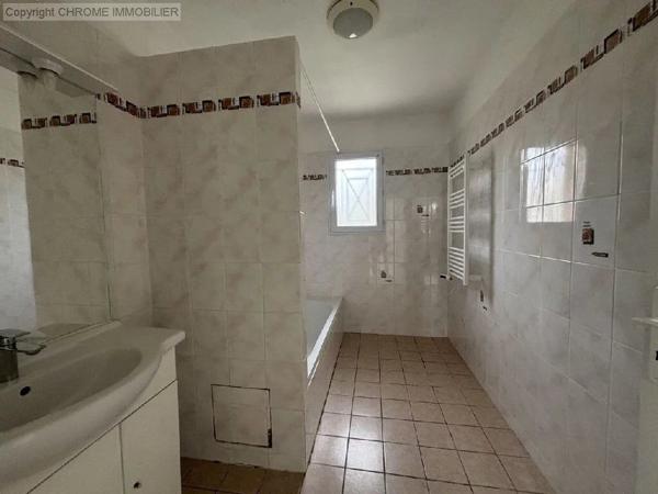Vente                                                      Maison
                        
                     5 pièces                      99 m2                     à Marmande