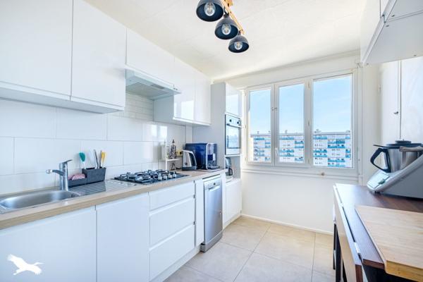 Appartement à vendre |  Bron |  3 pièces | 65,7 m²