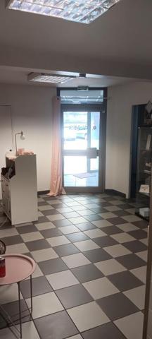 Local commercial sur axe très passant