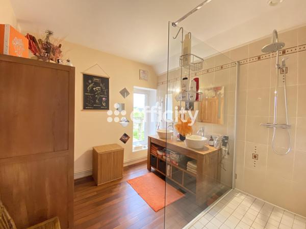 Maison 7 pièces - 164 m²