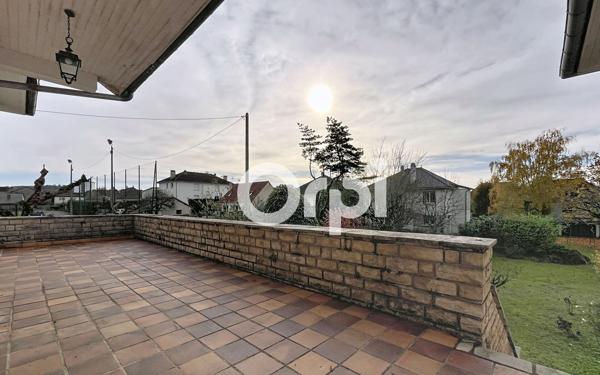 Maison à vendre    8 pièces • 260 m2 Brive-la-Gaillarde