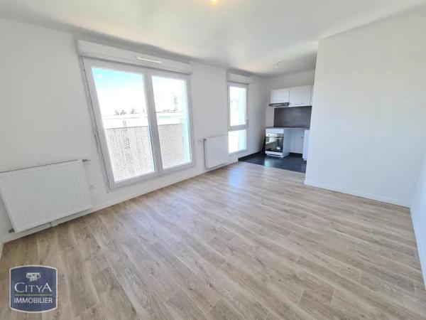 Appartement à louer 3 pièces 59.37m² Guyancourt (78280)