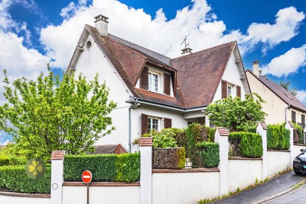 Maison 6 pièce(s) 4 chambre(s) 142 m²